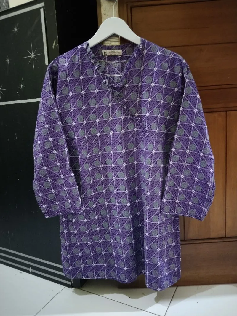 BATIK TUNIK photo 1