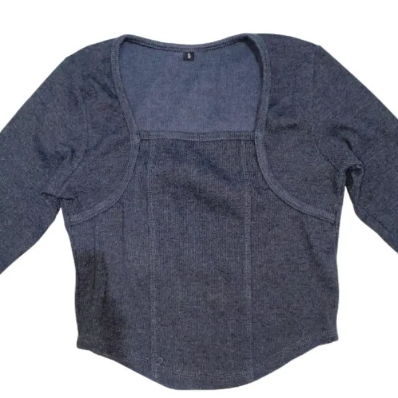 gray crop top longsleeve  photo 1