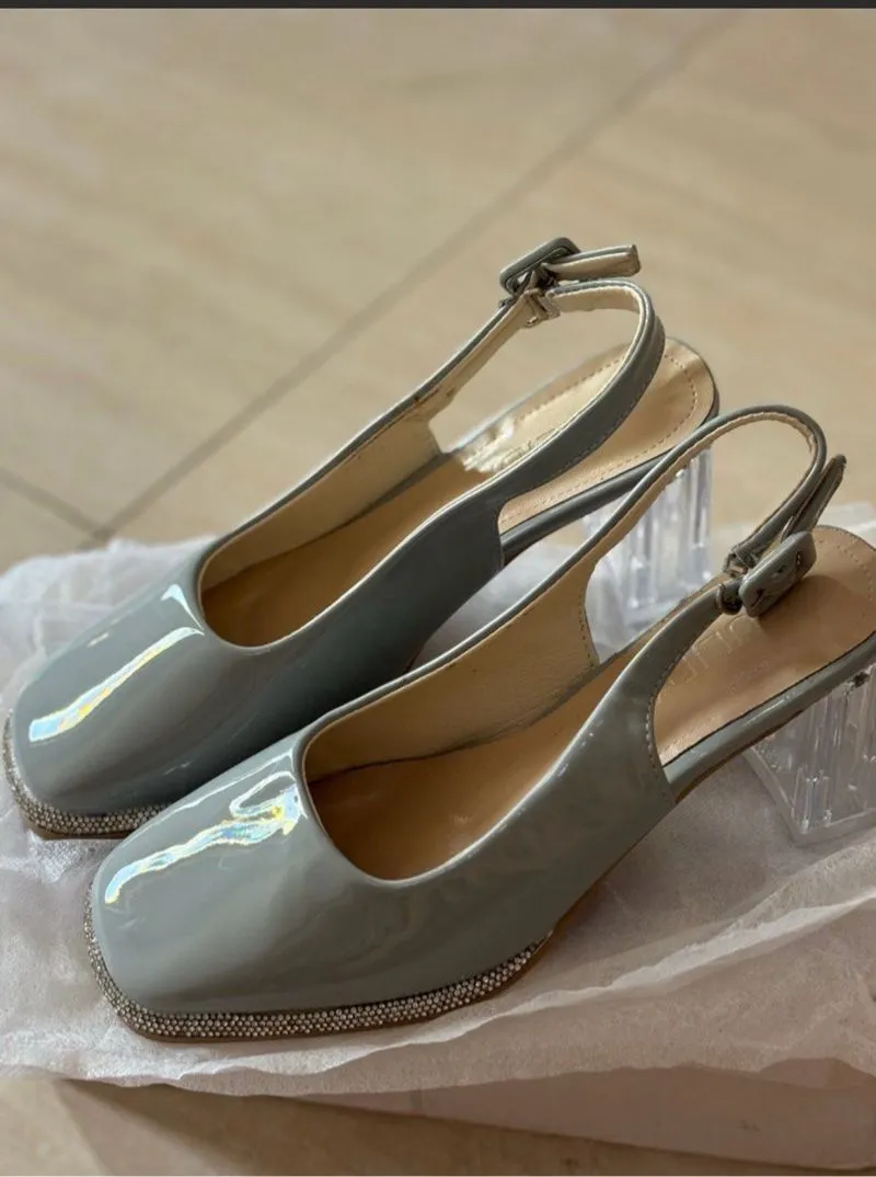 Heels kaca wanita photo 1