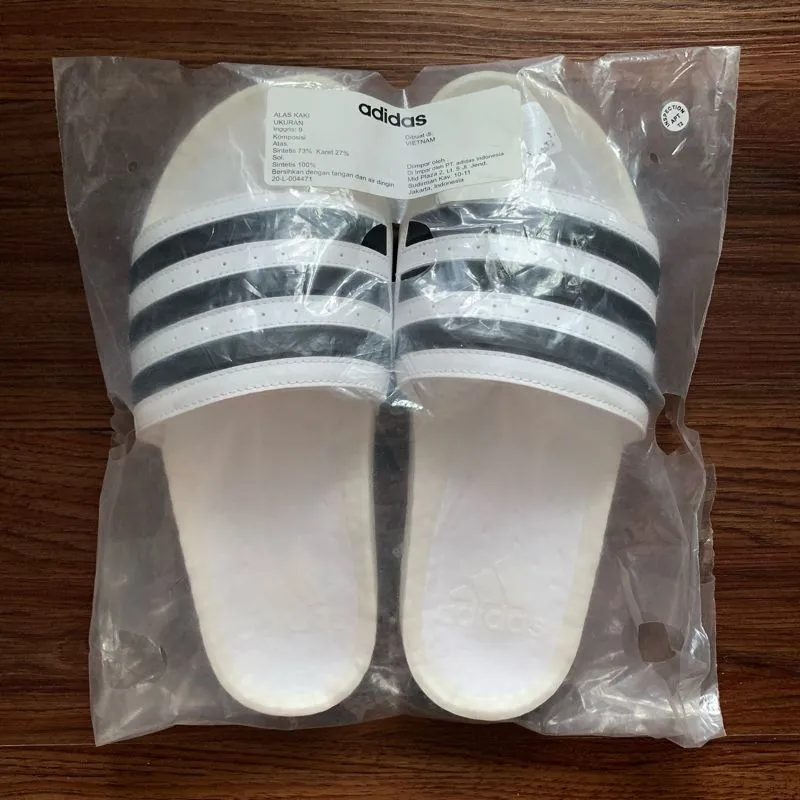 Sandal Adidas Adilette Boost Slides Original Baru Preloved - Main Image