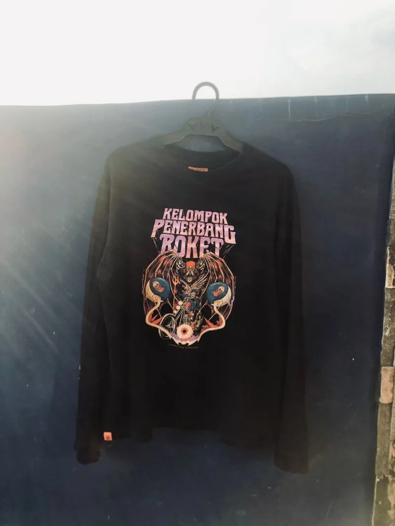 long sleeve shirt kelompok penerbang roket photo 1