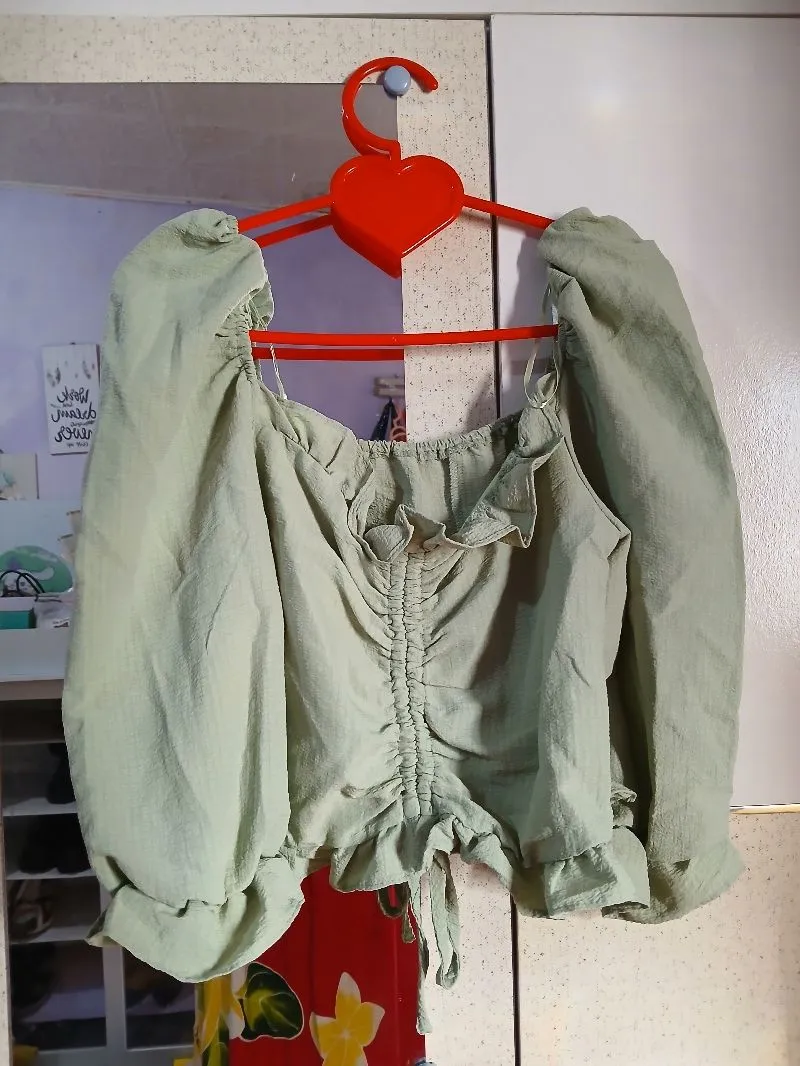 crop top blouse photo 1