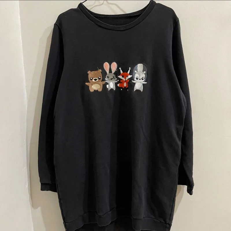 Sweater hitam (058) photo 1