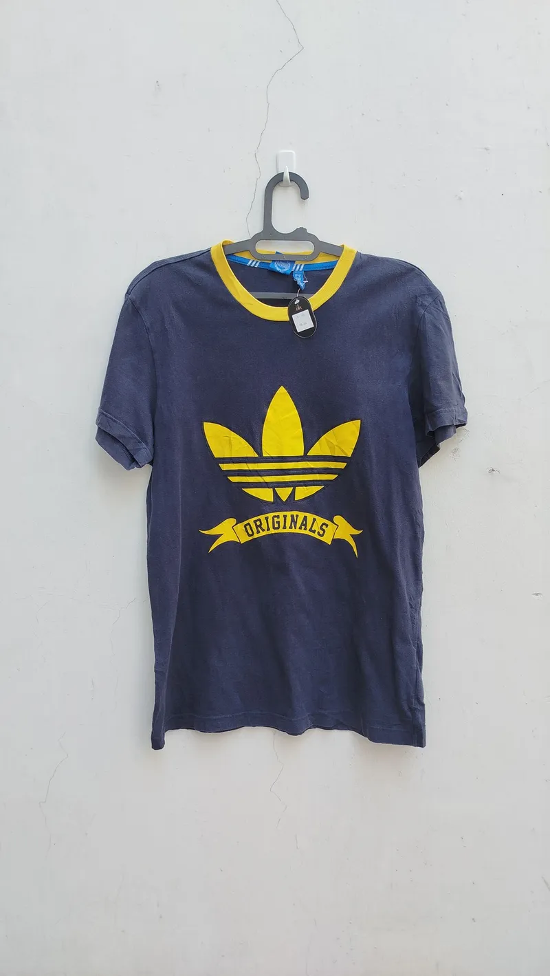 Adidas Streetwear Casual T-shirt Pria navy yellow photo 1