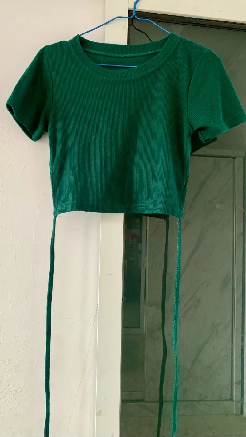 Crop Half-backless Knit in Emerald Green photo 1