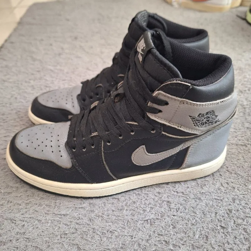 Sepatu Air Jordan 1 High  Size 40 / 25 cm photo 1