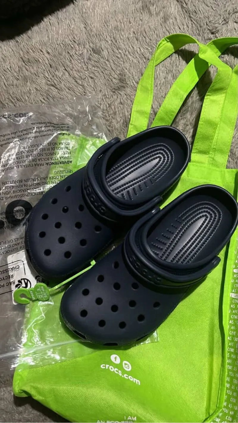 Crocs classic navy original photo 1