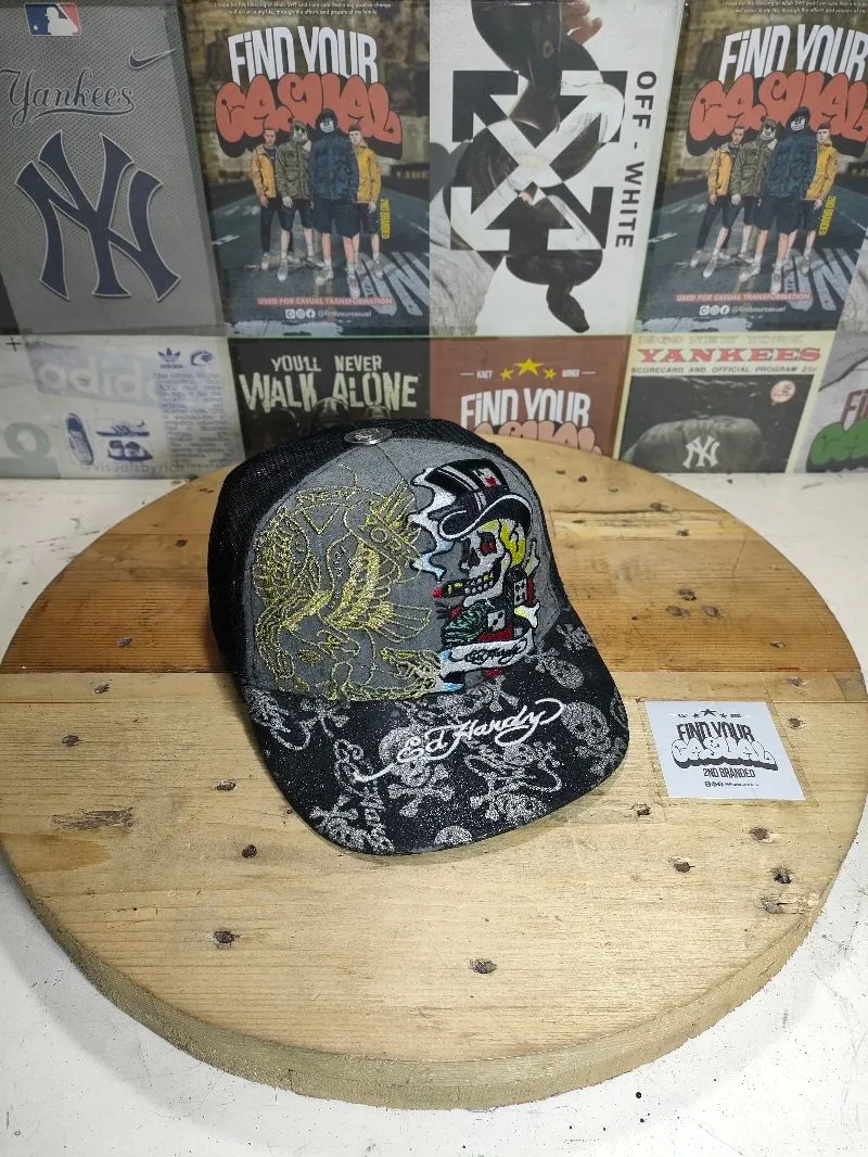 Topi Second Ed Hardy photo 1