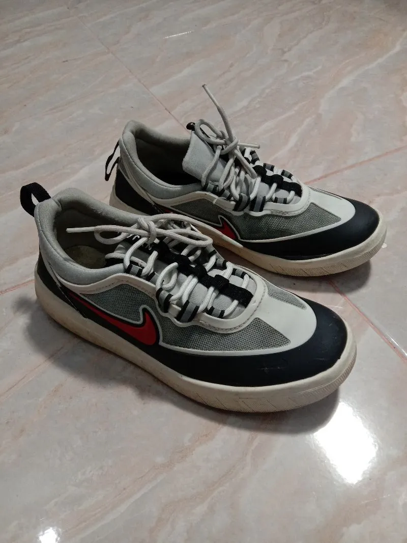 Sepatu Nike Second SB Njyah Free 2 Hitam Silver photo 1