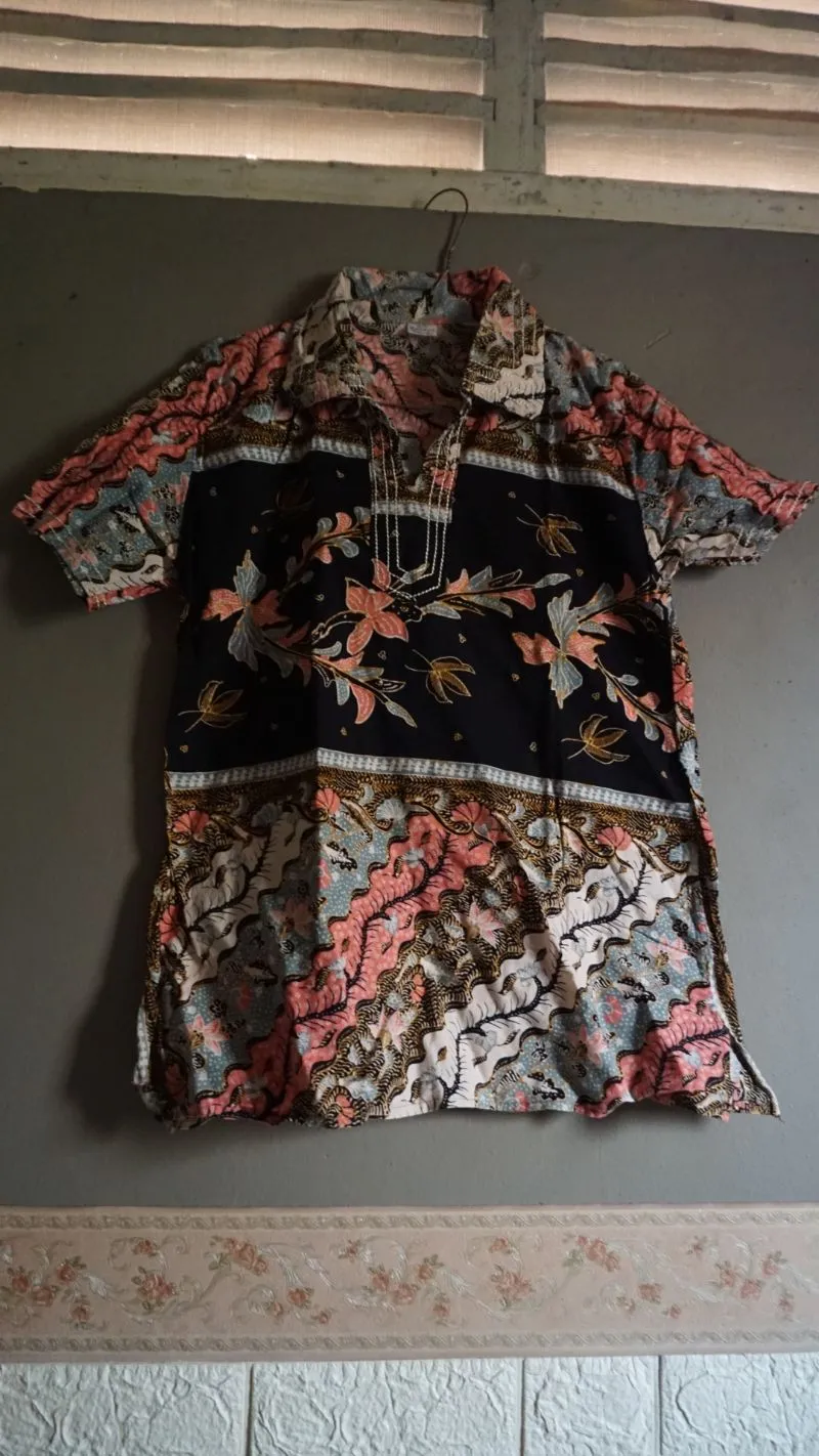 Atasan batik wanita sekolah photo 1