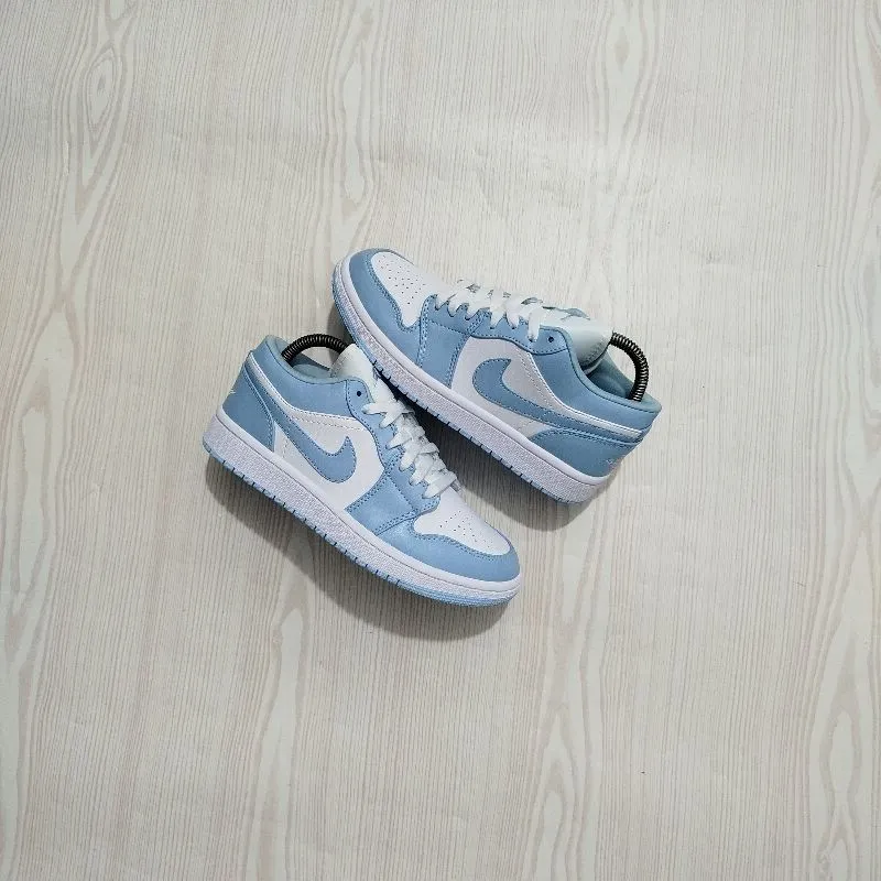 Nike air jordan low photo 1