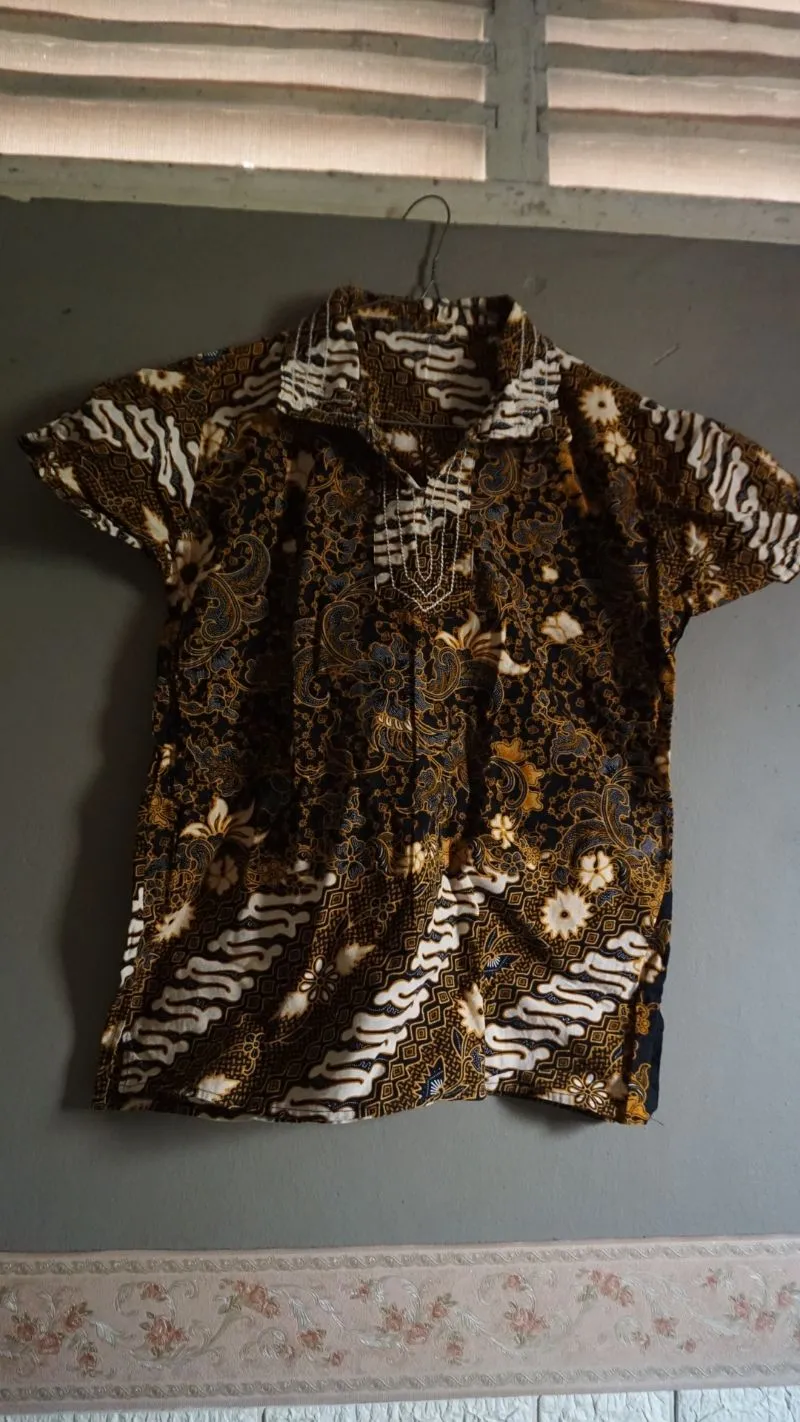 Atasan batik wanita photo 1