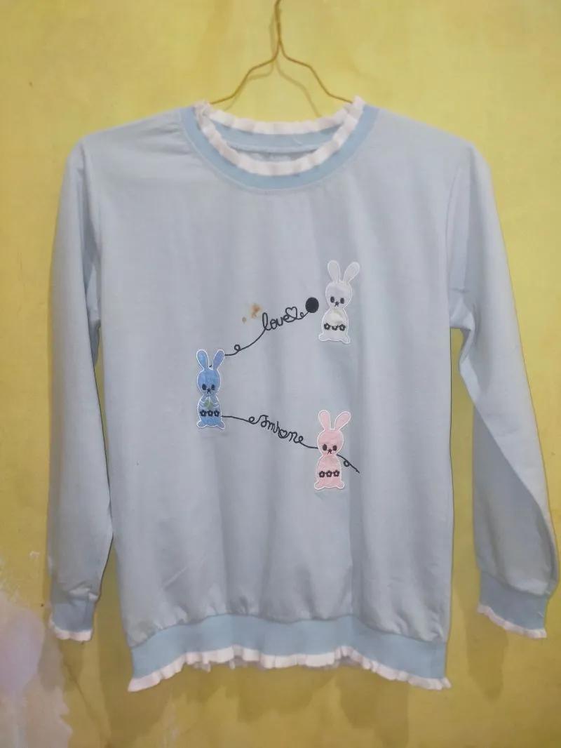 Sweater beruang dan kelinci photo 1