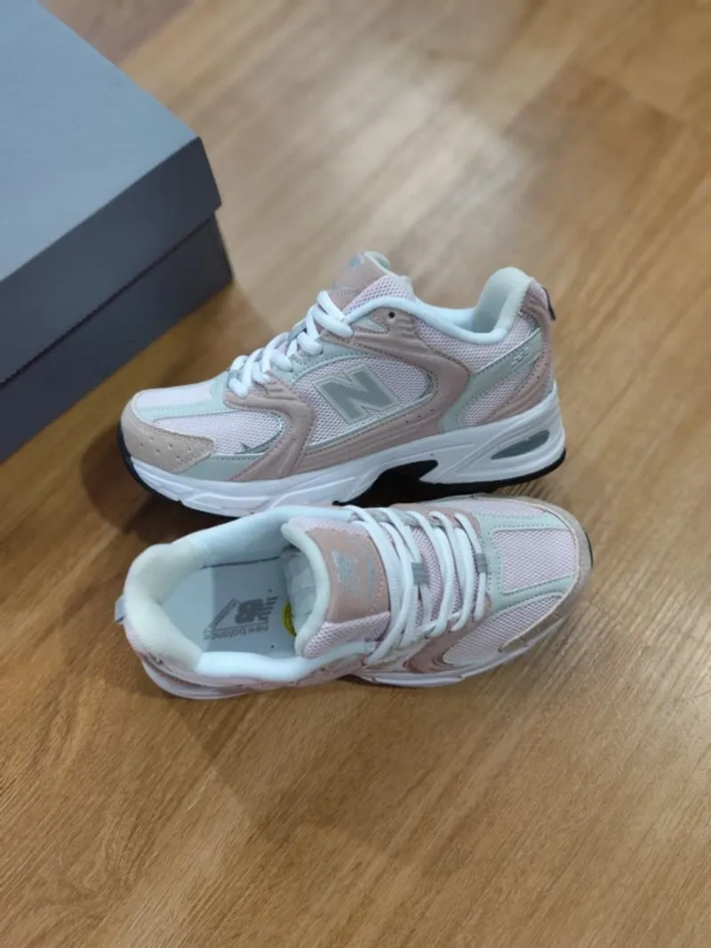 [TERMURAH]  New Balance 530 Pink Suede photo 1