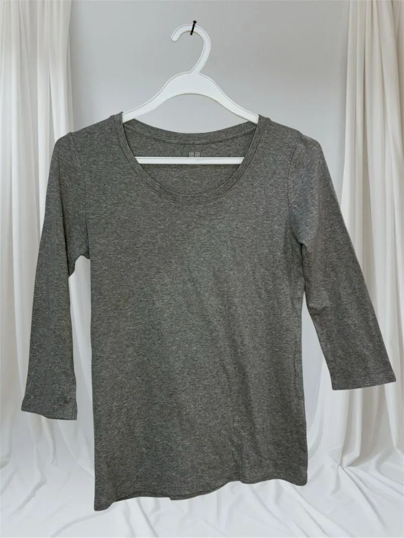 Kaos uniqlo photo 1