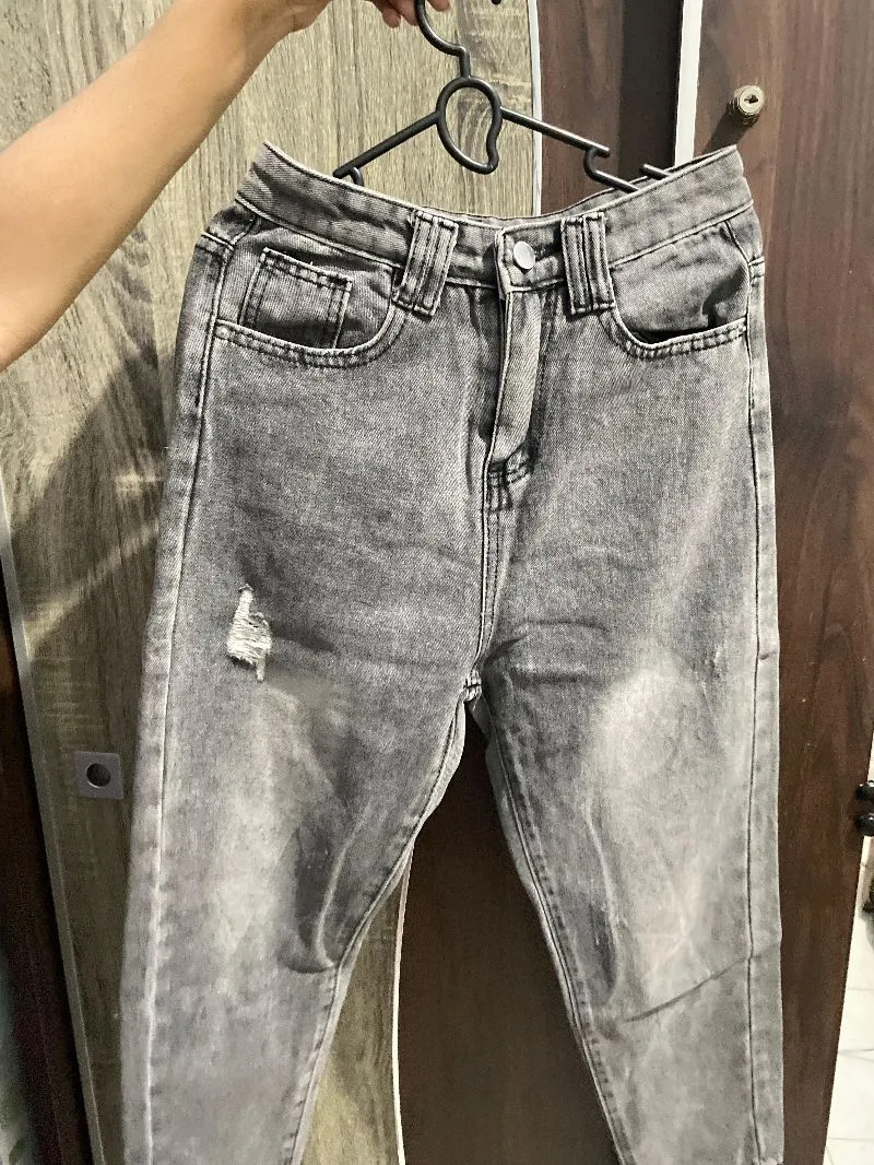 ripped jeans abu photo 1