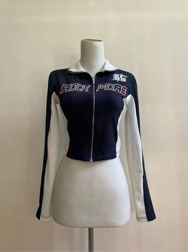 longsleeve top photo 1