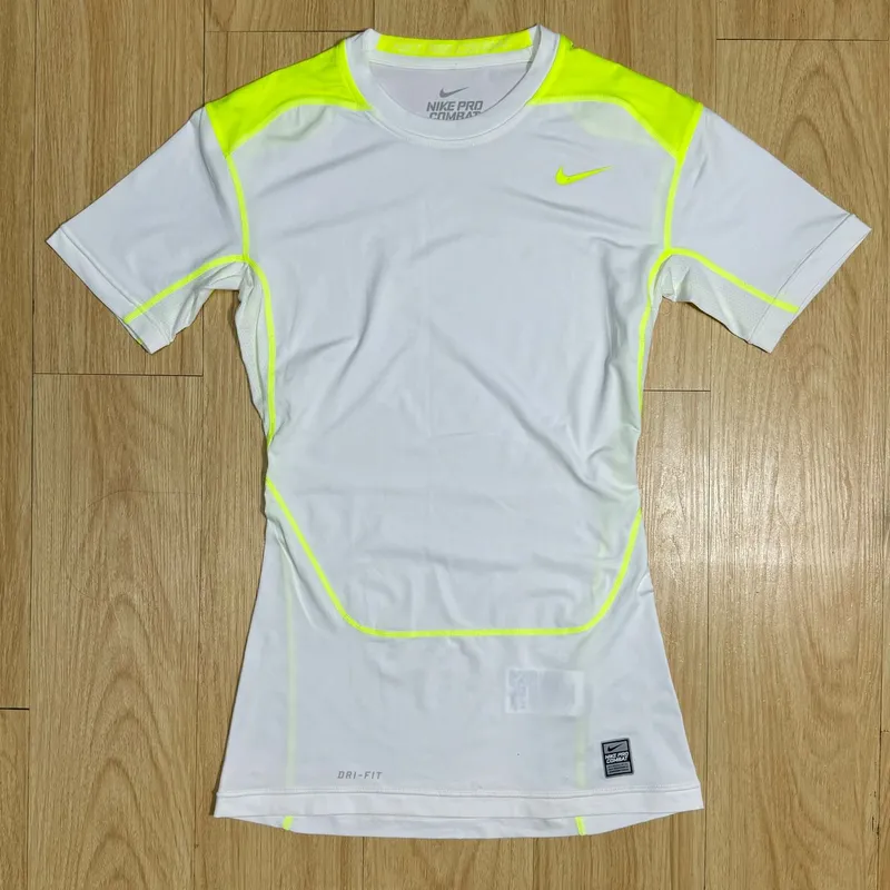 Nike Sportswear Jersey Pria white green photo 1