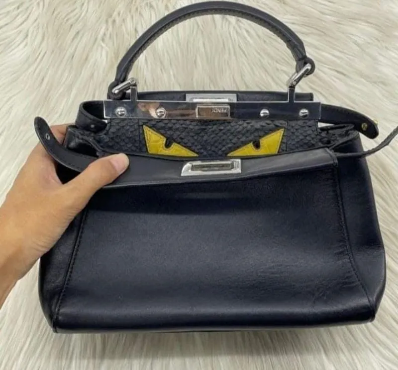 Fendi black hitam phyton Monster peekaboo ada holo Small Sli photo 1