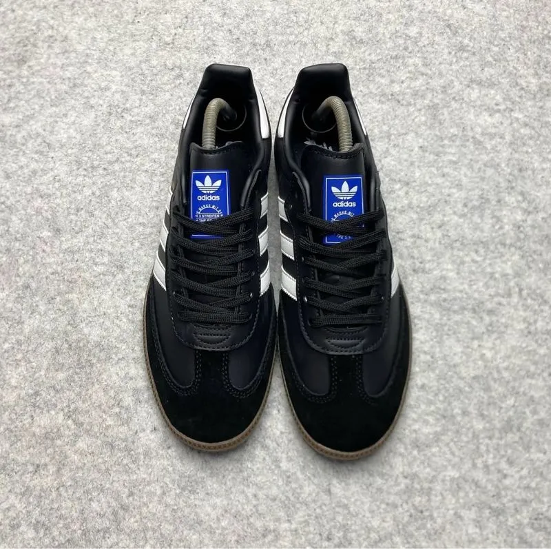 Adidas Samba og black white photo 1