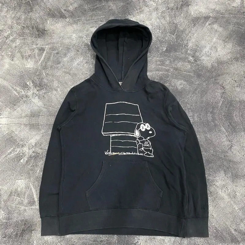 UT x KawsHoodie photo 1