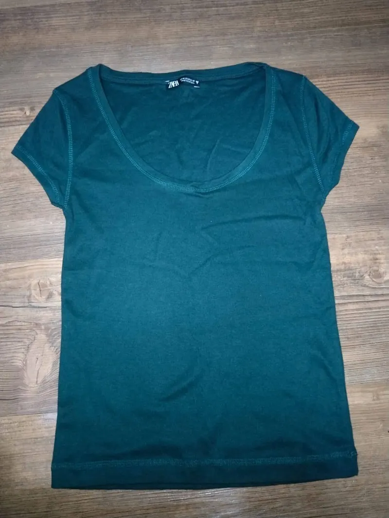 ZARA Minimalist T-shirt Wanita green photo 1