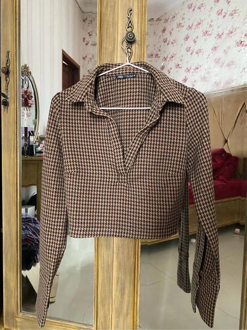 Zara top photo 1