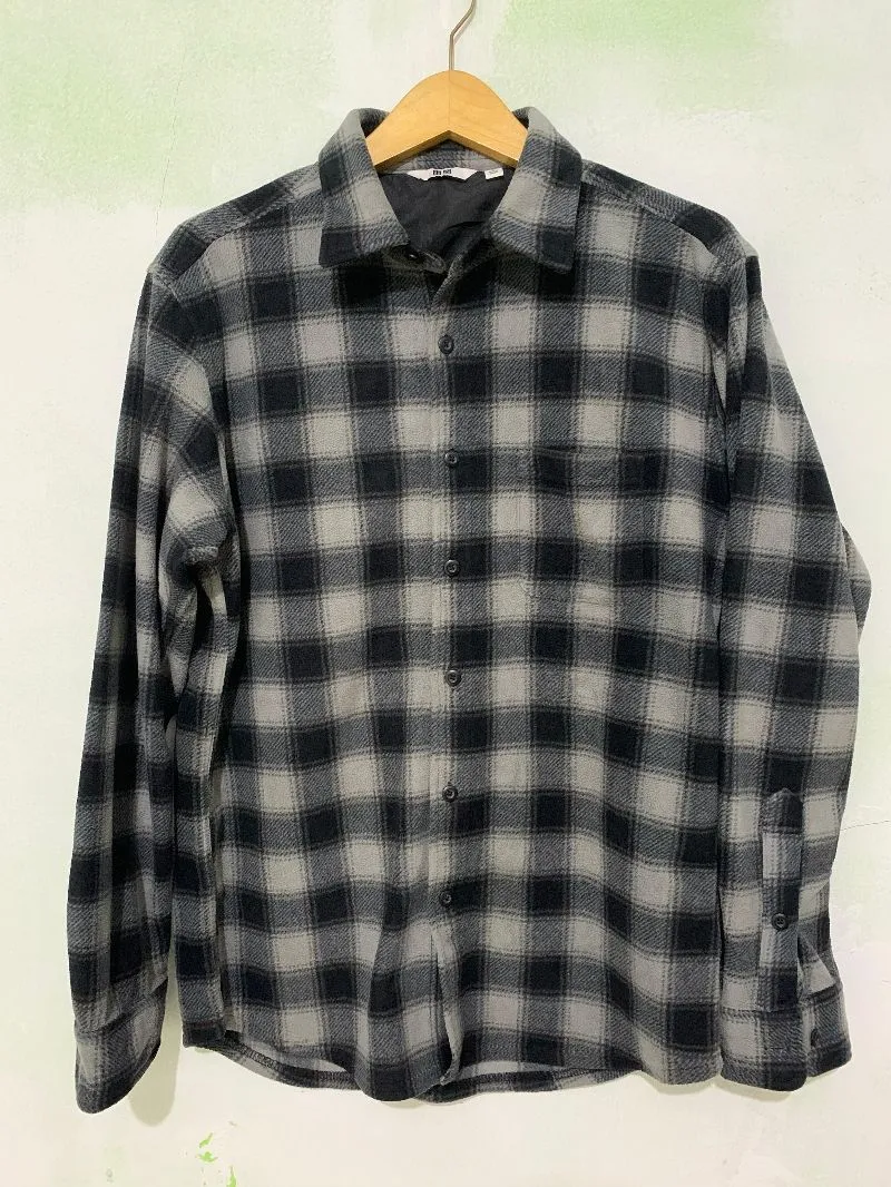 Uniqlo photo 1