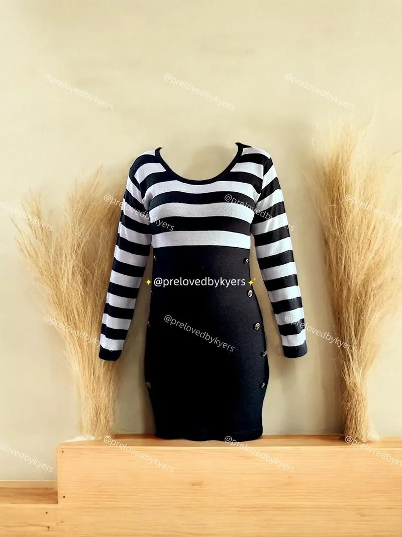 Mini Dress Garis Lengan Panjang photo 1