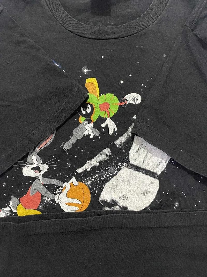 KAOS TSHIRT VINTAGE 90S NIKE JORDAN LOONEY TUNES SPACE JAM Preloved