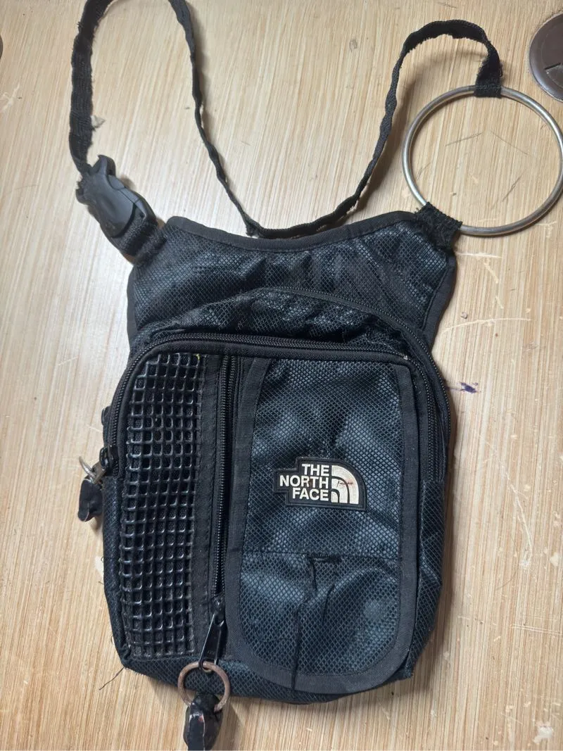 Tas Selempang The North Face TNF Versi Original #tnf #tas #t photo 1