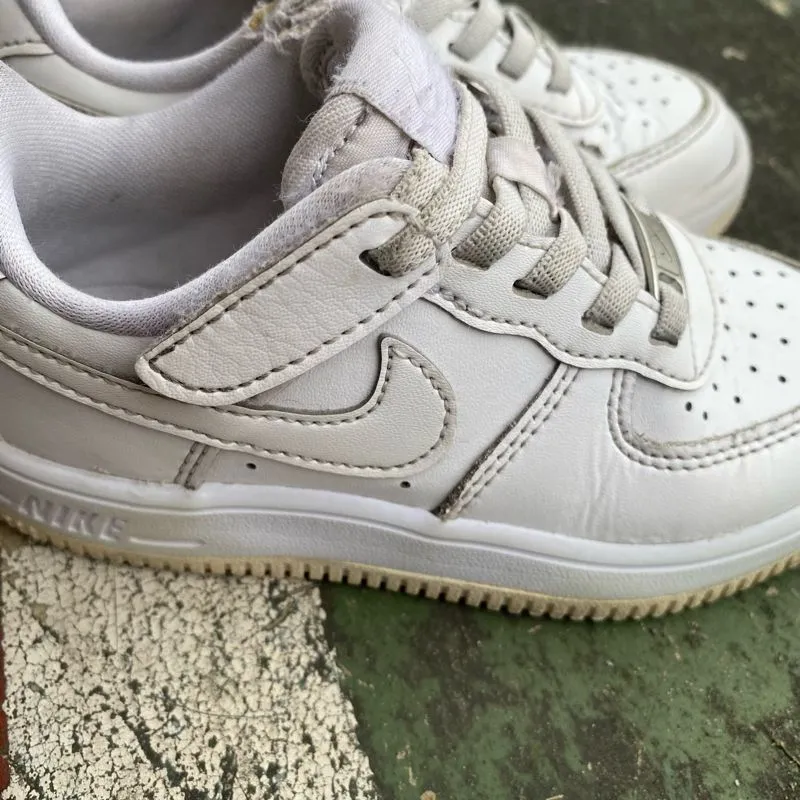 Nike air force low toddler triple white Preloved