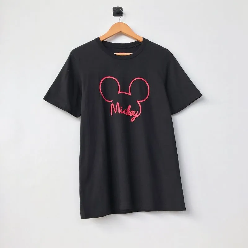 UNIQLO Disney Graphic Tee Mickey M photo 1