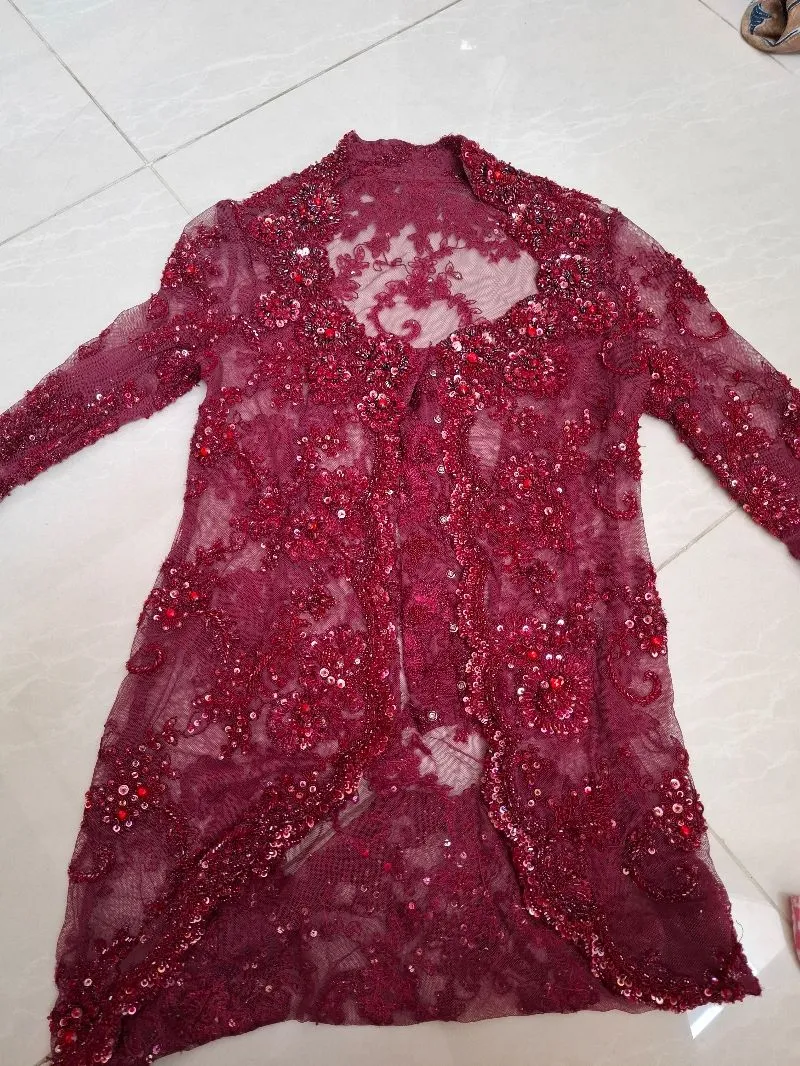 Kebaya brokat modern  photo 1