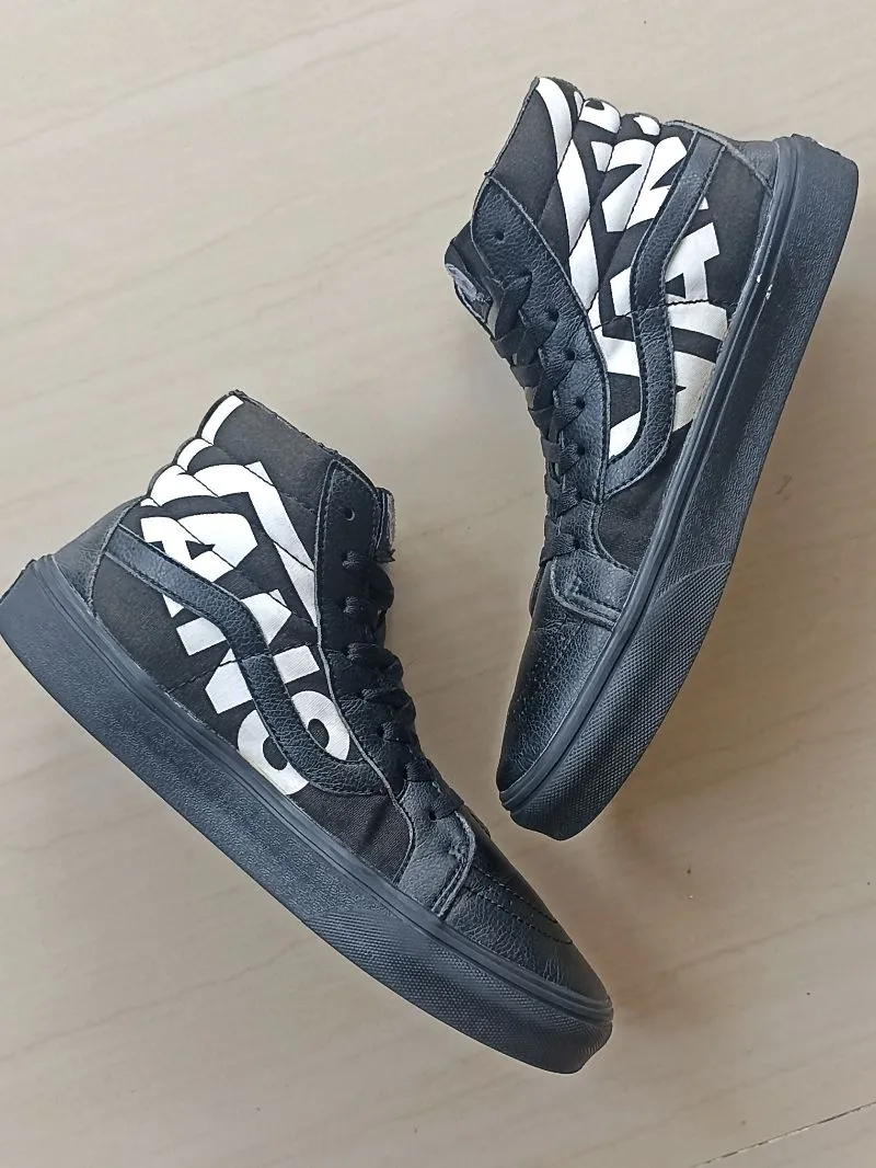 VANS SK8-Hi Reissue Black Big Logo Original photo 1