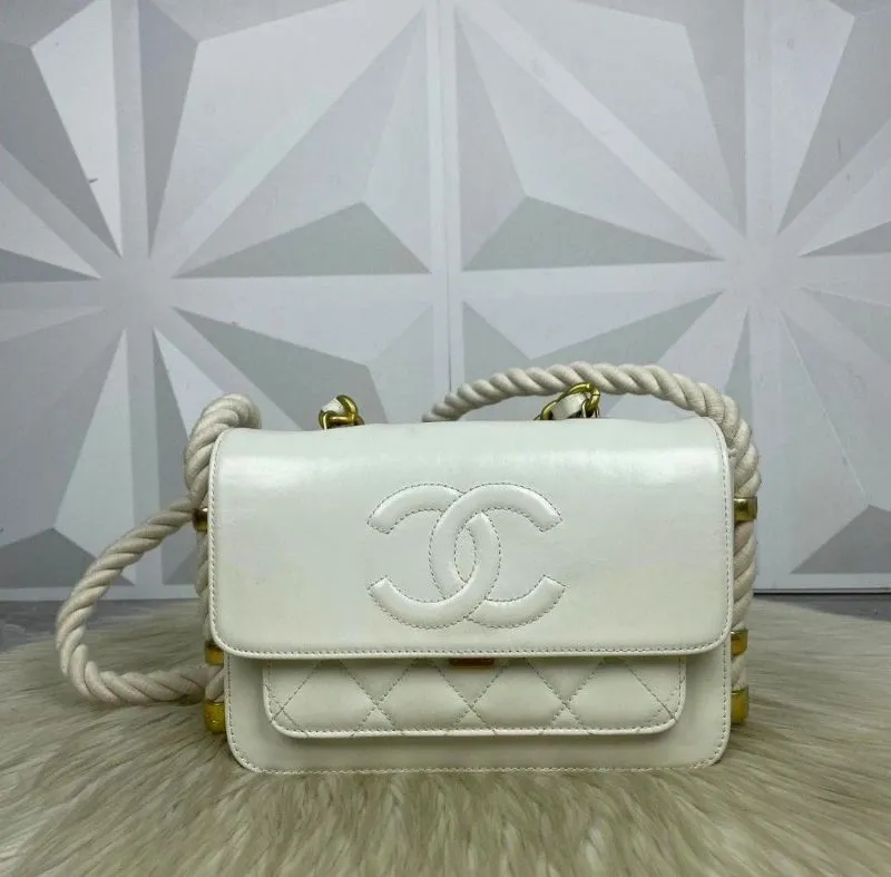 Chanel En Vouge White Calfskin Cruise robe leather shoulder  photo 1