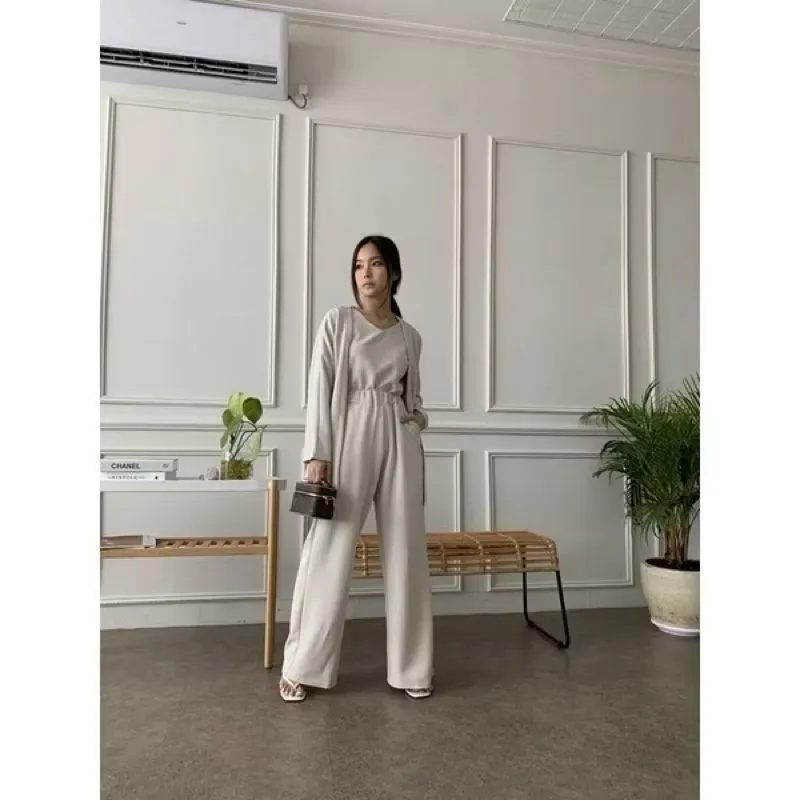 3 in long set photo 1