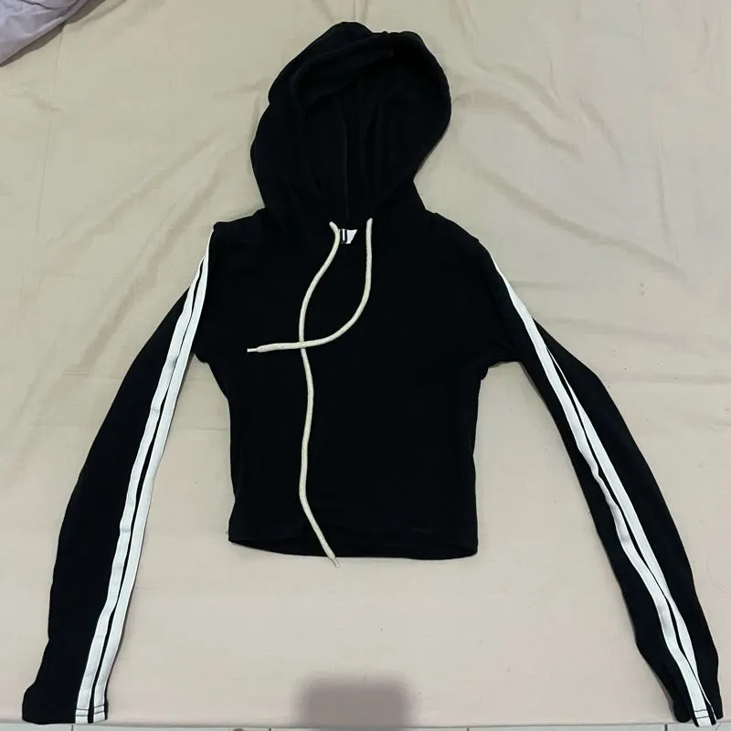 crop hoodie photo 1