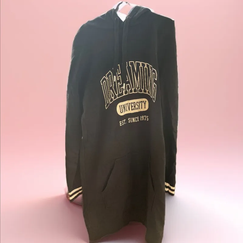 H&M Streetwear Casual Wanita white black photo 1