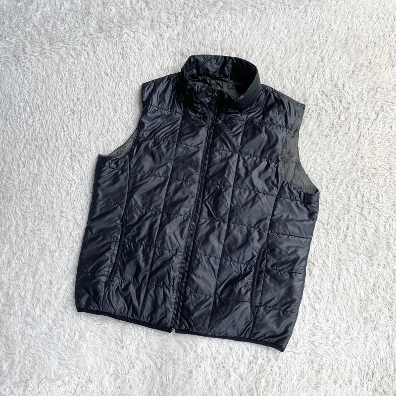Uniqlo Vintage Ultra Light Down Vest Rompi Hitam Glossy photo 1