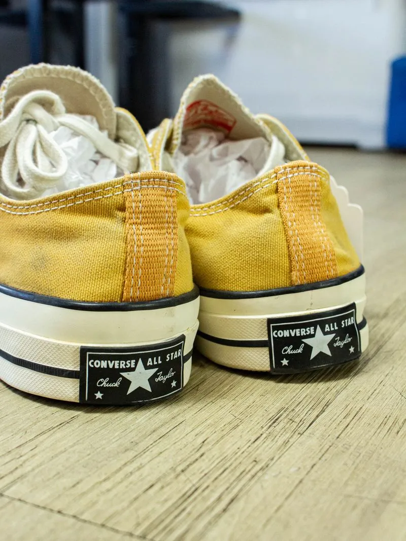 CONVERSE CHUCK TAYLOR ALL STAR 70 OX 'YELLOW'