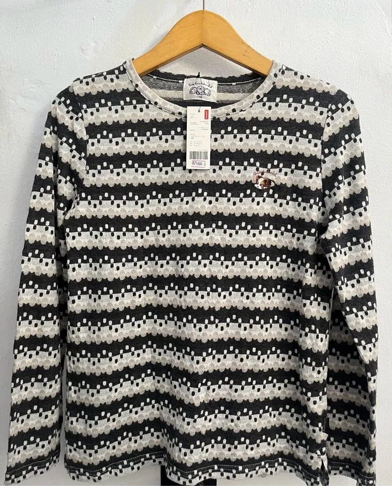 Atasan Knit Pattern Monokrom photo 1