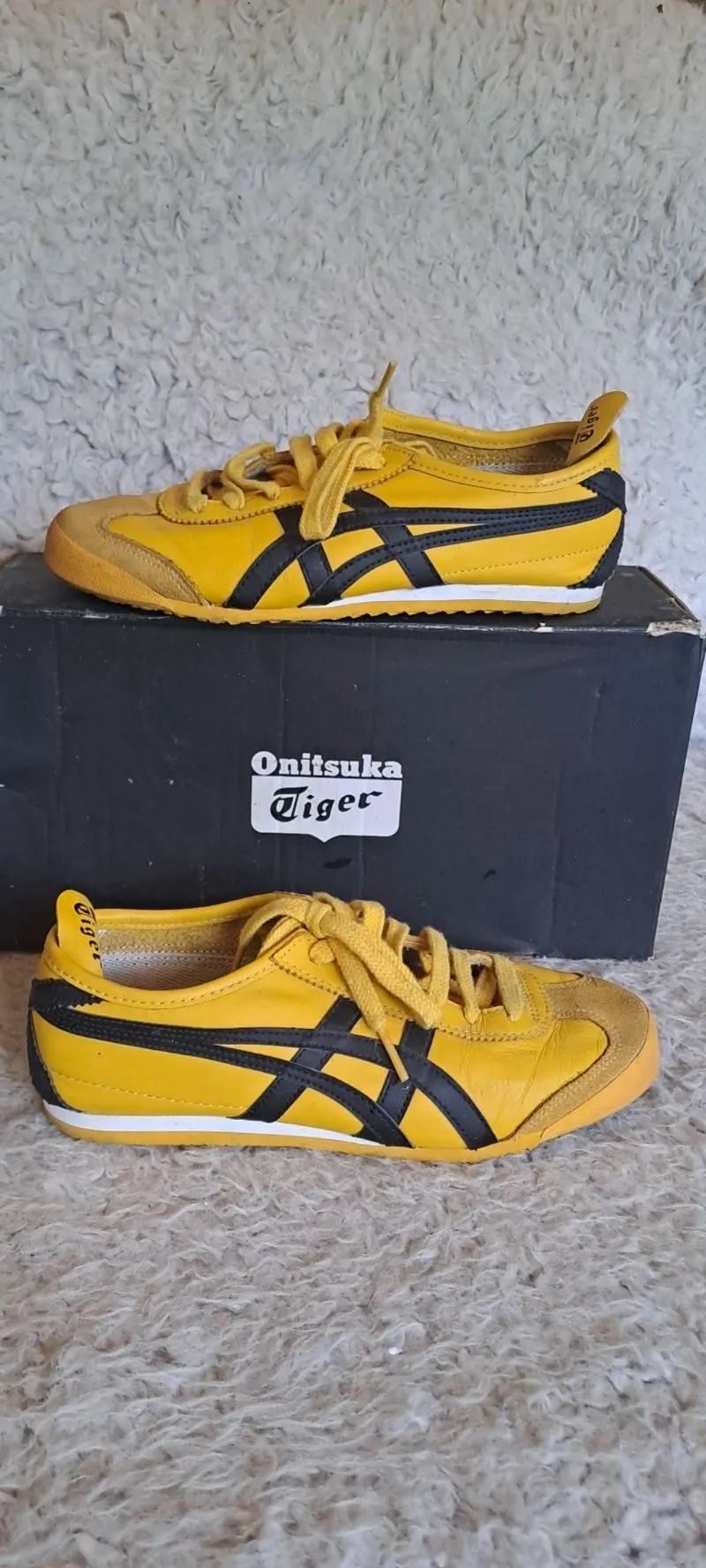 onitsuka kill bill photo 1