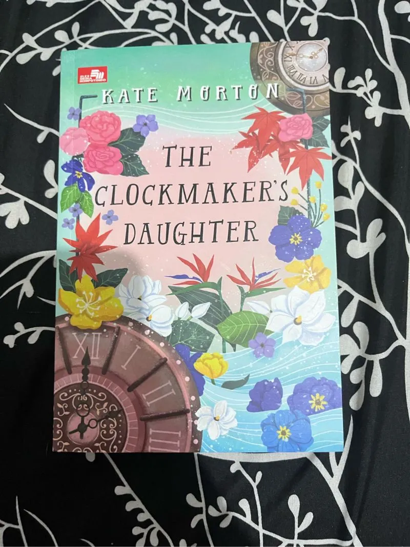 The Clockmaker’s Daughter by Kate Morton photo 1