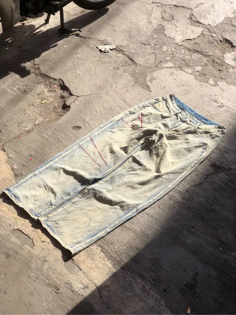 Unique baggy jeans photo 1