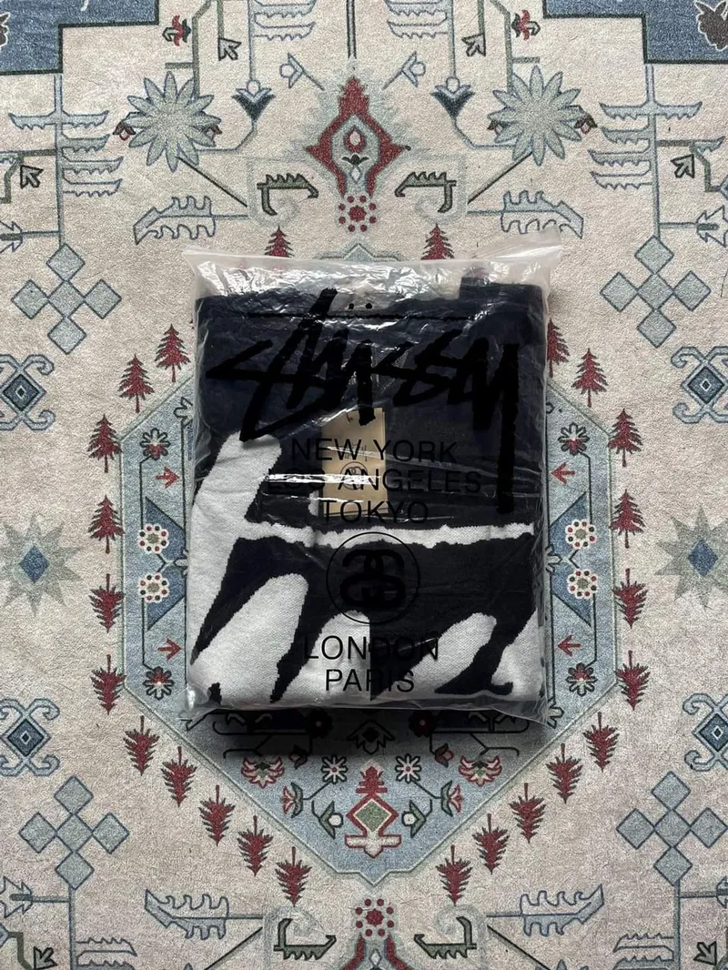 Stussy Streetwear Y2K Cardigan Pria white black photo 1