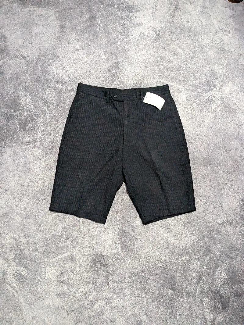 Celana Pendek Salur Bahan Adem | Size 30 photo 1
