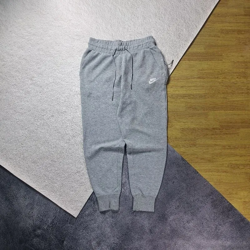 Jogger Pants Nike Tech Fleece Preloved