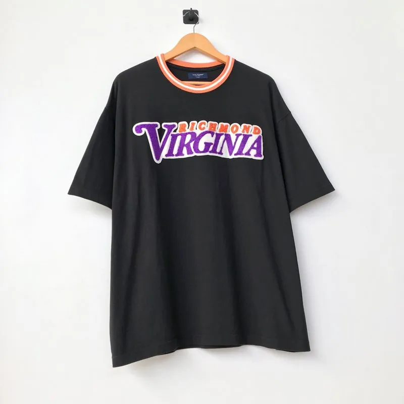 Kaos Oversize BACK NUMBER Graphic Tee Towel photo 1