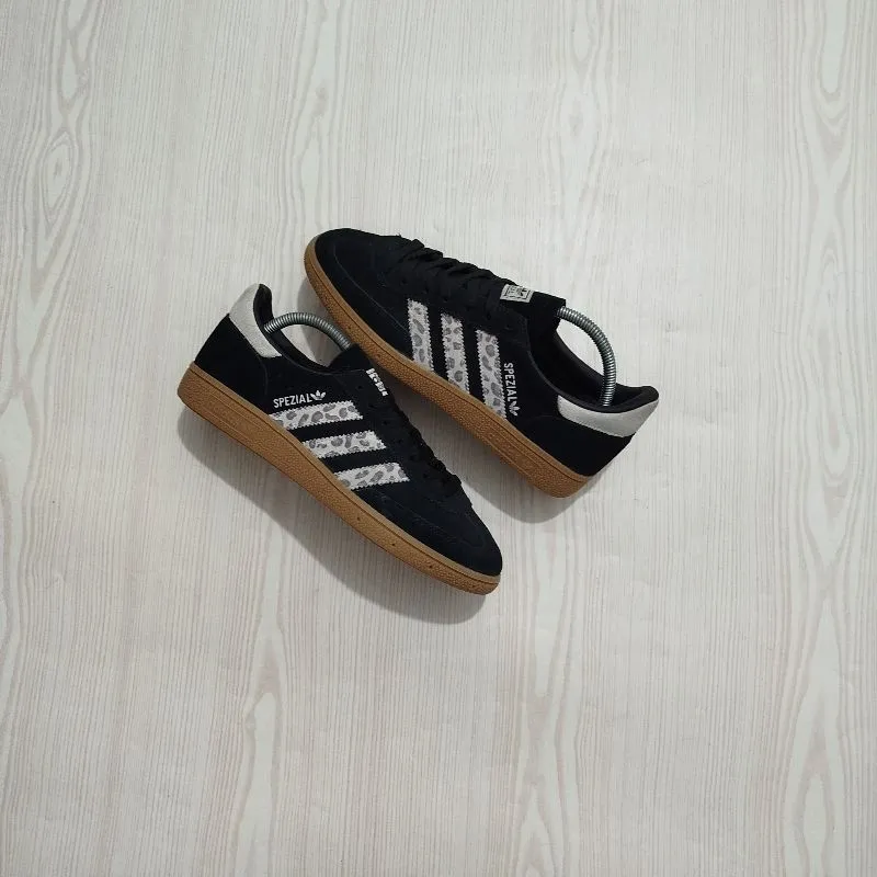 Adidas spezial leopard photo 1